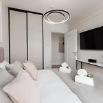Lighthouse - Polanki Aqua - Prestige Apartamento