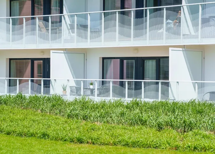 Lighthouse - Polanki Aqua - Prestige