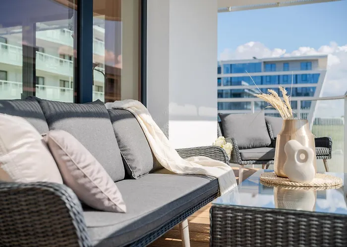 Lighthouse - Polanki Aqua - Prestige Kolberg