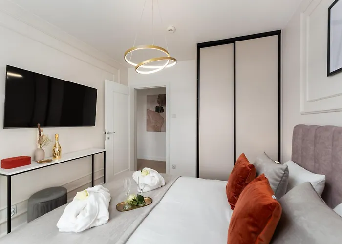 Lighthouse - Polanki Aqua - Prestige * Kołobrzeg